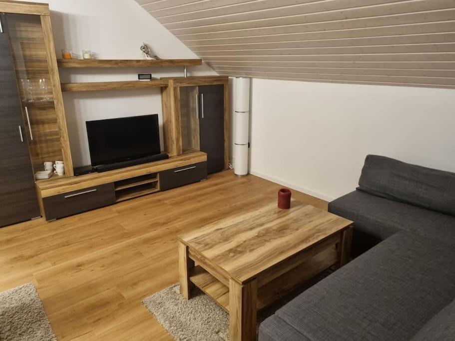 Gemuetliche Wohnung Am Waldrand Thierhaupten Екстериор снимка