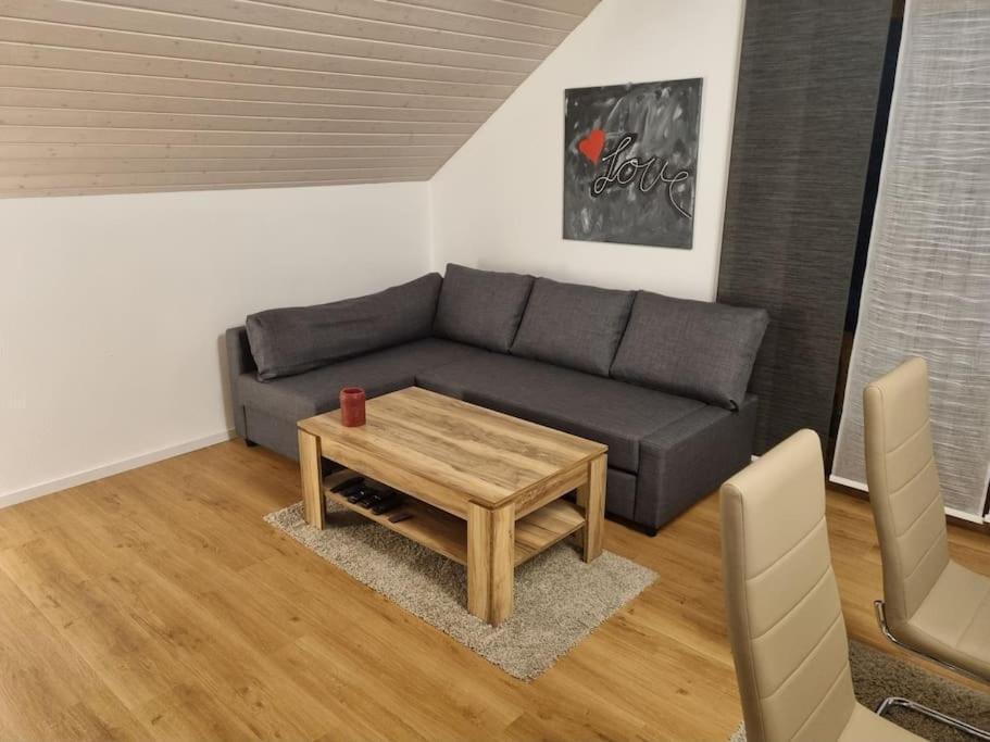 Gemuetliche Wohnung Am Waldrand Thierhaupten Екстериор снимка